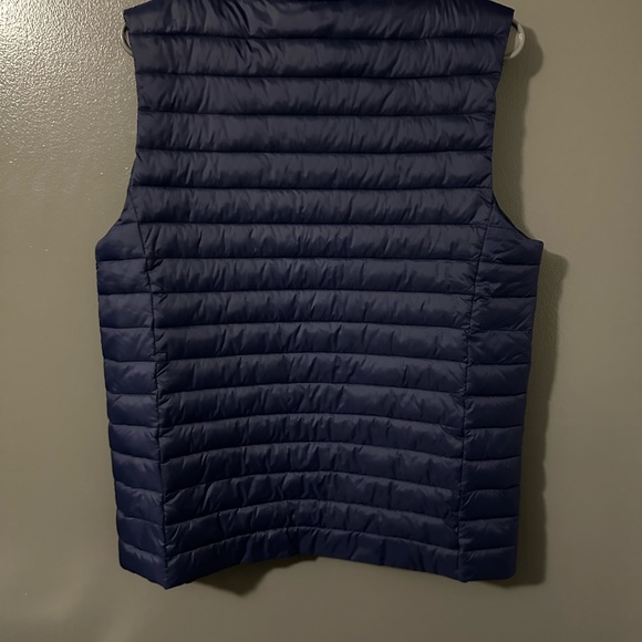 Lands’ End Youth Vest - Picture 2 of 6